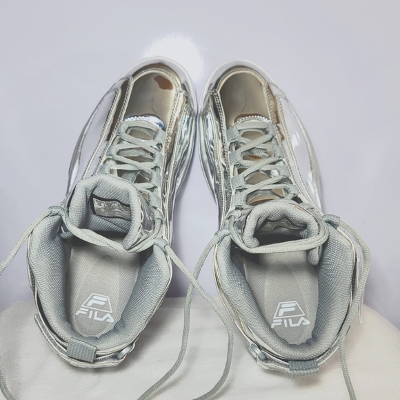Fila Mens Size 10 Grant Hill 2 Mettalic Silver sneakers. - Picture 8 of 12